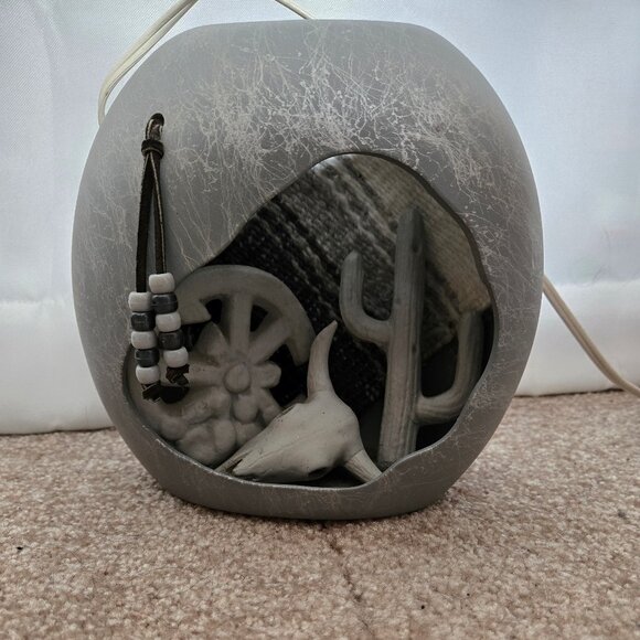 Vintage light up Western Decor - Picture 2 of 10